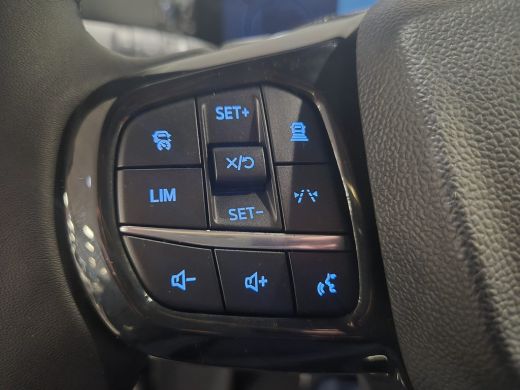 Ford Transit Custom 320 L2 233pk Black Platinum DC Rijklaar excl. BTW incl. BPM 0,99% FL ActivLease financial lease