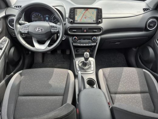 Hyundai Kona 1.0 T-GDI Fashion Special | Navigatie | Apple Carplay-Android Auto | 17" LM velgen | Rijklaarprijs! ActivLease financial lease