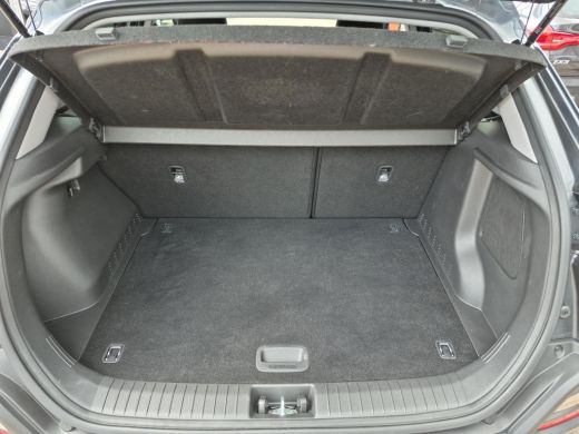 Hyundai Kona 1.0 T-GDI Fashion Special | Navigatie | Apple Carplay-Android Auto | 17" LM velgen | Rijklaarprijs! ActivLease financial lease