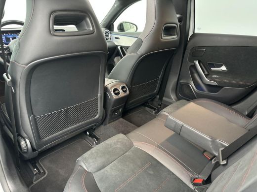 Mercedes-Benz A-Klasse 200 AMG Premium Pano ACC Sfeer Camera ActivLease financial lease