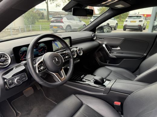 Mercedes-Benz CLA Shooting Brake 180 Aut. Business Sol. Luxury | Navi | Camera | Leder | ActivLease financial lease