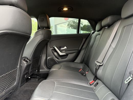 Mercedes-Benz CLA Shooting Brake 180 Aut. Business Sol. Luxury | Navi | Camera | Leder | ActivLease financial lease