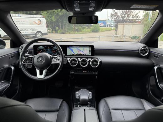 Mercedes-Benz CLA Shooting Brake 180 Aut. Business Sol. Luxury | Navi | Camera | Leder | ActivLease financial lease