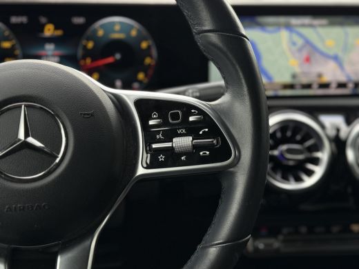 Mercedes-Benz CLA Shooting Brake 180 Aut. Business Sol. Luxury | Navi | Camera | Leder | ActivLease financial lease