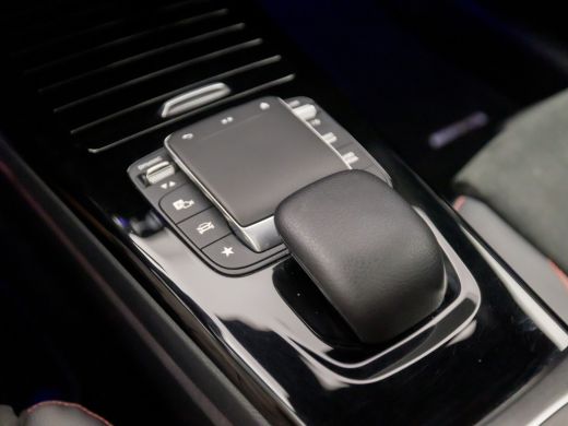 Mercedes-Benz CLA Shooting Brake 200 AMG Sport 164Pk Automaat (PANORAMADAK, MEMORY SEATS, SFEERVERLICHTING, LEDER/A... ActivLease financial lease