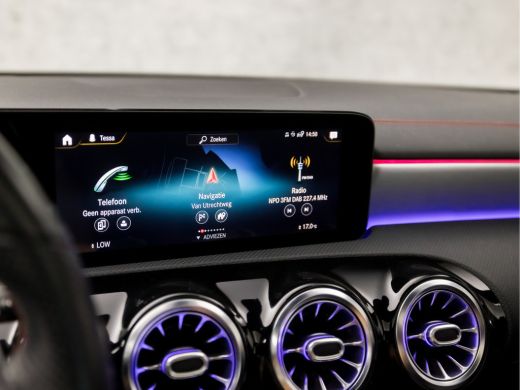 Mercedes-Benz CLA Shooting Brake 200 AMG Sport 164Pk Automaat (PANORAMADAK, MEMORY SEATS, SFEERVERLICHTING, LEDER/A... ActivLease financial lease