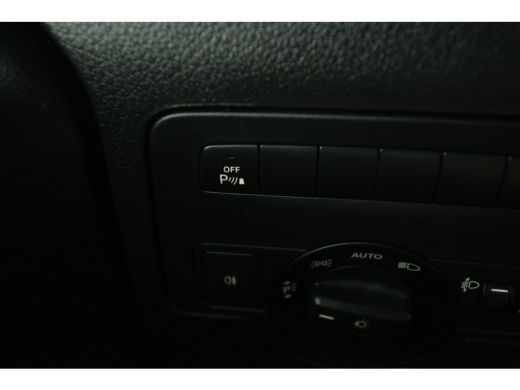 Mercedes-Benz Vito 114 CDI Lang Airco Cruise Navigatie Trekhaak 3 Persoons ActivLease financial lease