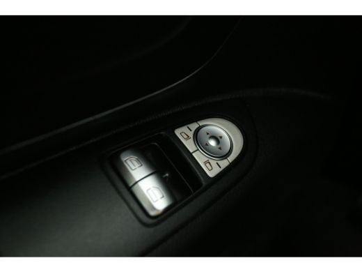 Mercedes-Benz Vito 114 CDI Lang Airco Cruise Navigatie Trekhaak 3 Persoons ActivLease financial lease
