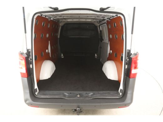 Mercedes-Benz Vito 114 CDI Lang Airco Cruise Navigatie Trekhaak 3 Persoons ActivLease financial lease