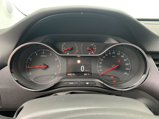 Opel Crossland X 1.2 Turbo Innovation Airco | Camera | Cruise Control | DAB | Keyless | LED | Navi | PDC V&A | Sto... ActivLease financial lease