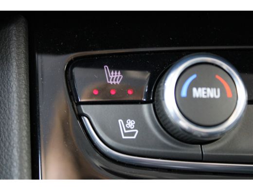 Opel Grandland X 1.2 Turbo Business Elegance | Comfortstoel(en) | Dodehoek detectie | Koplampen adaptief ActivLease financial lease