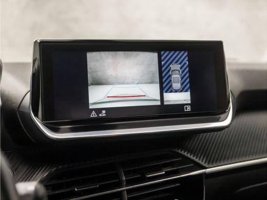 Peugeot 2008 1.2 PureTech Allure Sport (VIRTUAL COCKPIT, APPLE CARPLAY, LEDER, KEYLESS, 360 CAMERA, SPORTSTOEL... ActivLease financial lease