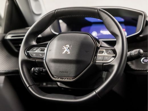 Peugeot 2008 1.2 PureTech Allure Sport (VIRTUAL COCKPIT, APPLE CARPLAY, LEDER, KEYLESS, 360 CAMERA, SPORTSTOEL... ActivLease financial lease