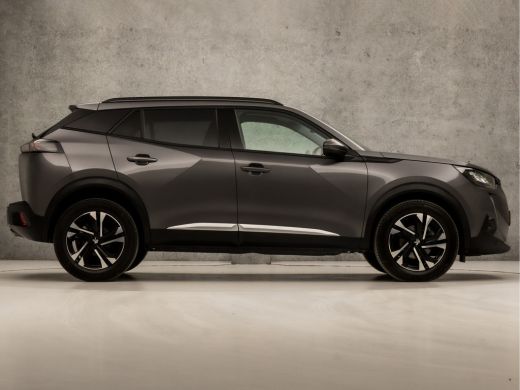 Peugeot 2008 1.2 PureTech Allure Sport (VIRTUAL COCKPIT, APPLE CARPLAY, LEDER, KEYLESS, 360 CAMERA, SPORTSTOEL... ActivLease financial lease