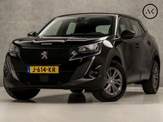 Peugeot 2008 1.2 PureTech Sport (APPLE CARPLAY, GROOT NAVI, STOELVERWARMING, PARKEERSENSOREN, SPORTSTOELEN, LE...