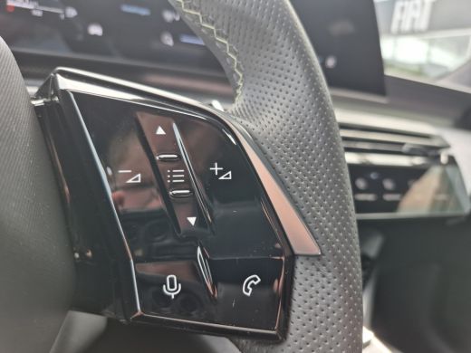 Peugeot 3008 1.2 Hybrid 136 GT | Keyless entry | Matrix LED koplampen | Rondomzicht camera ActivLease financial lease