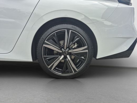 Peugeot 308 SW 1.2 Hybrid 136 e-DCS6 GT Memory stoelen | Stoelverwarming | 360 graden camera | 18" velgen | K... ActivLease financial lease