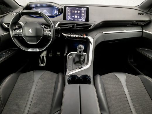 Peugeot 5008 1.2 PureTech GT-Line 7 Persoons (APPLE CARPLAY, 360 CAMERA, LED KOPLAMPEN, SPORTSTOELEN, ZWART HE... ActivLease financial lease