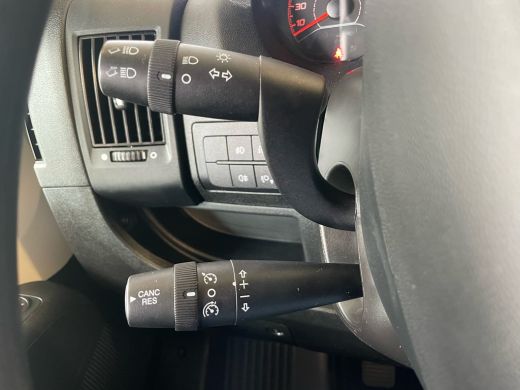 Peugeot Boxer 330 2.0 BlueHDI L2H2 Premium Pack | Achteruitrijcamera | Airco | Cruise control ActivLease financial lease