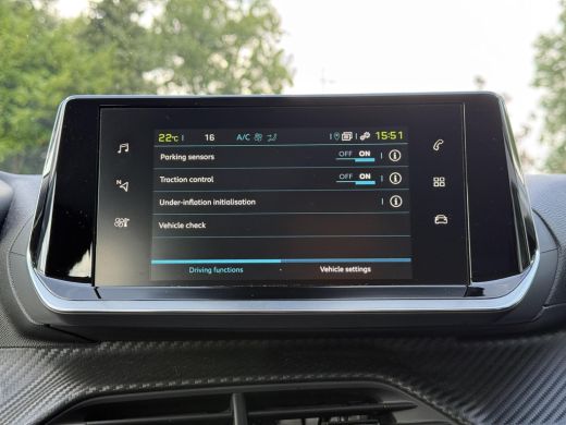 Peugeot e-208 EV Aut. Active Pack 50 kWh | Navi | Camera | ActivLease financial lease