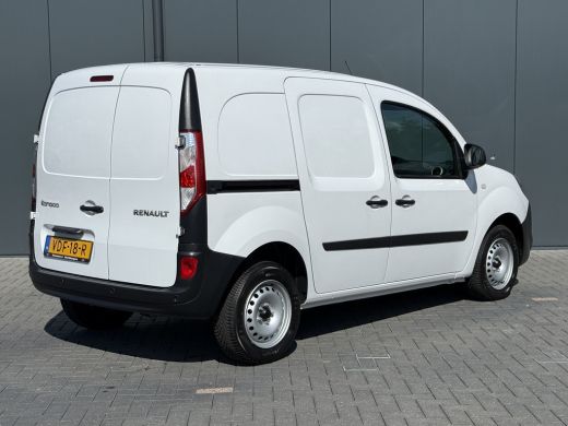 Renault Kangoo 1.5 Blue dCi 80 / RUIKT NOG NIEUW !! / 1e EIG. / !! 3.582 KM !! / 6-BAK / AIRCO / PDC / NETTE BUS ActivLease financial lease