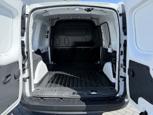Renault Kangoo 1.5 Blue dCi 80 / RUIKT NOG NIEUW !! / 1e EIG. / !! 3.582 KM !! / 6-BAK / AIRCO / PDC / NETTE BUS ActivLease financial lease