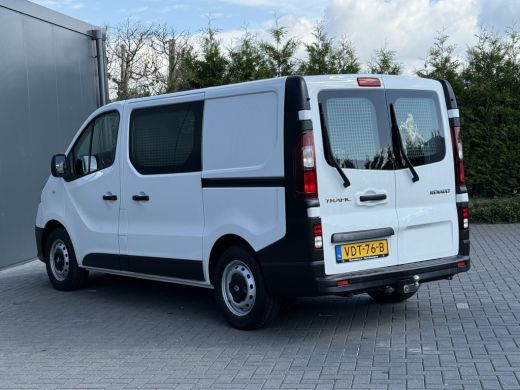 Renault Trafic 2.0 dCi 120 PK / L1H1 / 20.550 KM !!! / 2x SCHUIFDEUR / TREKHAAK / AIRCO / CRUISE / NAVI / LED ActivLease financial lease