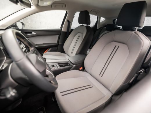 Seat Leon 1.0 TSI Style Launch Edition (VIRTUAL COCKPIT, 1e EIGENAAR, APPLE CARPLAY, GROOT NAVI, CLIMATE, C... ActivLease financial lease