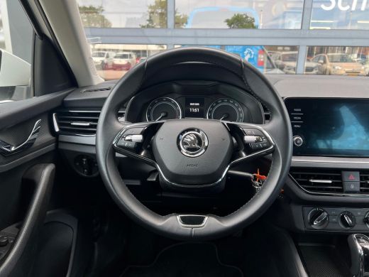 Skoda Kamiq 1.0 TSI 110 pk Ambition 7-DSG | Apple Carplay/Android Auto|telefoonintegratie premium | Buitenspi... ActivLease financial lease