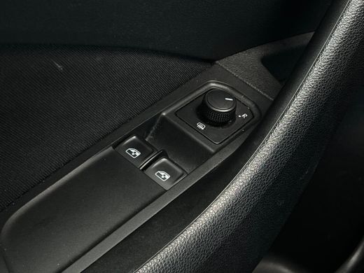Skoda Kamiq 1.0 TSI 110 pk Ambition 7-DSG | Apple Carplay/Android Auto|telefoonintegratie premium | Buitenspi... ActivLease financial lease