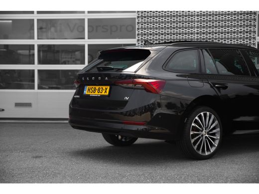 Skoda Octavia Combi 1.4 TSI iV PHEV Sportline Business | 204 pk | Adapt. Cruise | Camera | HUD diplay | Panoram... ActivLease financial lease