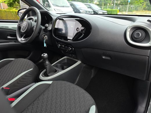 Toyota Aygo 1.0 VVT-i MT Pulse | Nieuwe auto | Direct uit voorraad leverbaar | ActivLease financial lease