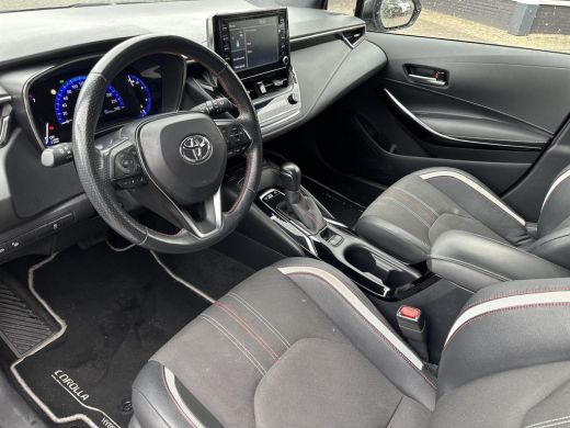 Toyota Corolla Touring Sports 1.8 Hybrid GR-Sport | Carplay | Parkeersensoren | Stoelverwarming | Sportstoelen | ActivLease financial lease
