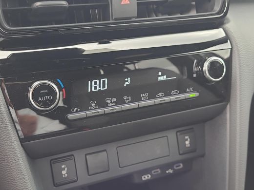 Toyota Yaris Cross 1.5 Hybrid 115 Dynamic + Comfort Pack | Nieuwe auto | Direct uit voorraad leverbaar | ActivLease financial lease