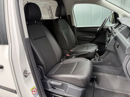 Volkswagen Caddy 2.0 TDI Comfortline / L1H1 / 1e EIG. / AIRCO / CRUISE / ACHTERKLEP MET RAAM EN WIS WAS / LED ActivLease financial lease