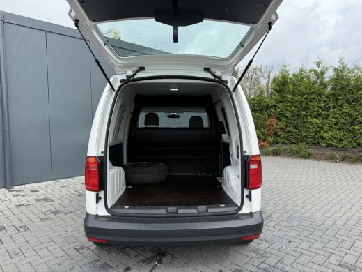 Volkswagen Caddy 2.0 TDI Comfortline / L1H1 / 1e EIG. / AIRCO / CRUISE / ACHTERKLEP MET RAAM EN WIS WAS / LED ActivLease financial lease