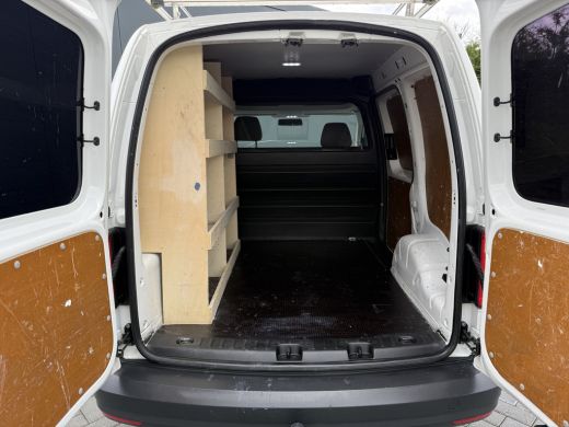 Volkswagen Caddy 2.0 TDI / L1H1 / 1e EIG. / TREKHAAK / IMPERIAAL / AIRCO / INRICHTING ActivLease financial lease