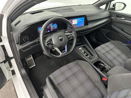 Volkswagen Golf 1.4 eHybrid GTE | Panoramadak | IQ | Sfeerverlichting |  LED Pakket | Head up | ActivLease financial lease