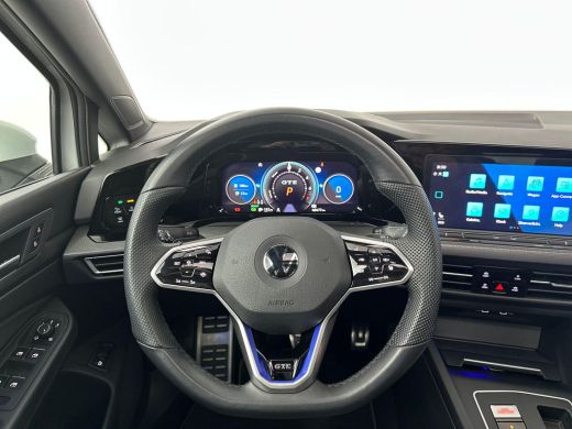 Volkswagen Golf 1.4 eHybrid GTE | Panoramadak | IQ | Sfeerverlichting |  LED Pakket | Head up | ActivLease financial lease