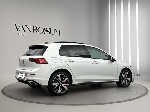 Volkswagen Golf 1.4 eHybrid GTE | Panoramadak | IQ | Sfeerverlichting |  LED Pakket | Head up | ActivLease financial lease