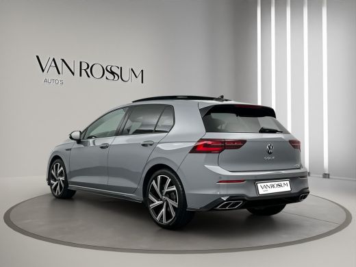 Volkswagen Golf 1.5 eTSI R-Line Pano ACC Lane Sfeer ActivLease financial lease
