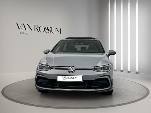 Volkswagen Golf 1.5 eTSI R-Line Pano ACC Lane Sfeer ActivLease financial lease