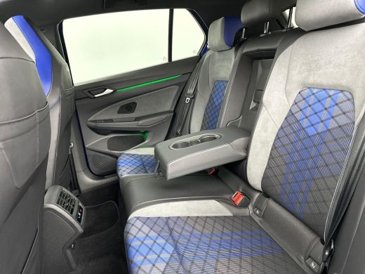 Volkswagen Golf 2.0 TSI R 4Motion Performance Drift Pano H&K IQ ActivLease financial lease