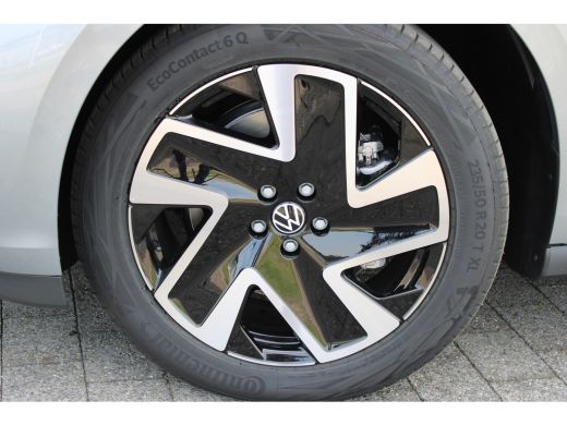 Volkswagen ID. Buzz Cargo Cargo Anniversary Edition 4MOTION | 79 kWh | 340 pk | Dubbele Schuifdeur | Trekhaak | Adaptive Cr... ActivLease financial lease