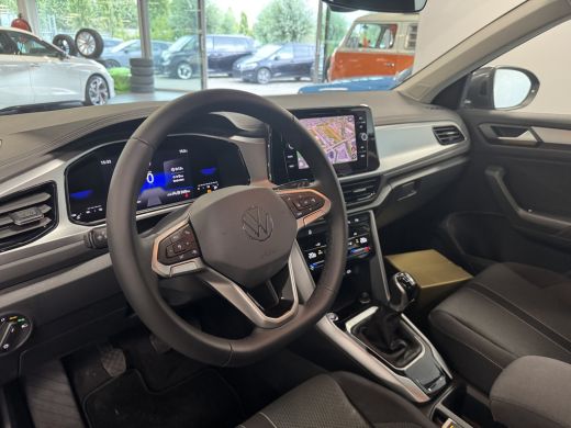 Volkswagen T-Roc 1.0 TSI Life Edition 115PK | Keyless | Led | achteruitrijcamera ActivLease financial lease