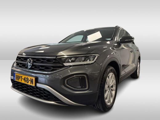 Volkswagen T-Roc 1.0 TSI Life Edition 115PK | Keyless | Led | achteruitrijcamera ActivLease financial lease