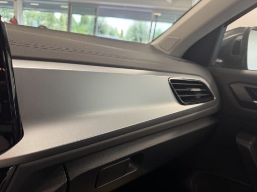 Volkswagen T-Roc 1.0 TSI Life Edition 115PK | Keyless | Led | achteruitrijcamera ActivLease financial lease