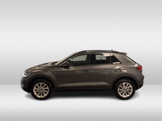 Volkswagen T-Roc 1.0 TSI Life Edition 115PK | Keyless | Led | achteruitrijcamera ActivLease financial lease