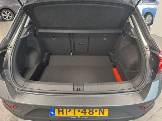 Volkswagen T-Roc 1.0 TSI Life Edition 115PK | Keyless | Led | achteruitrijcamera ActivLease financial lease