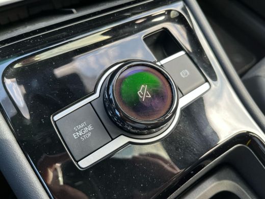 Volkswagen Tiguan 1.5 eHybrid 272pk R-Line Edition | Schuif-kanteldak | Easy open | Winter pakket plus | IQ Light k... ActivLease financial lease